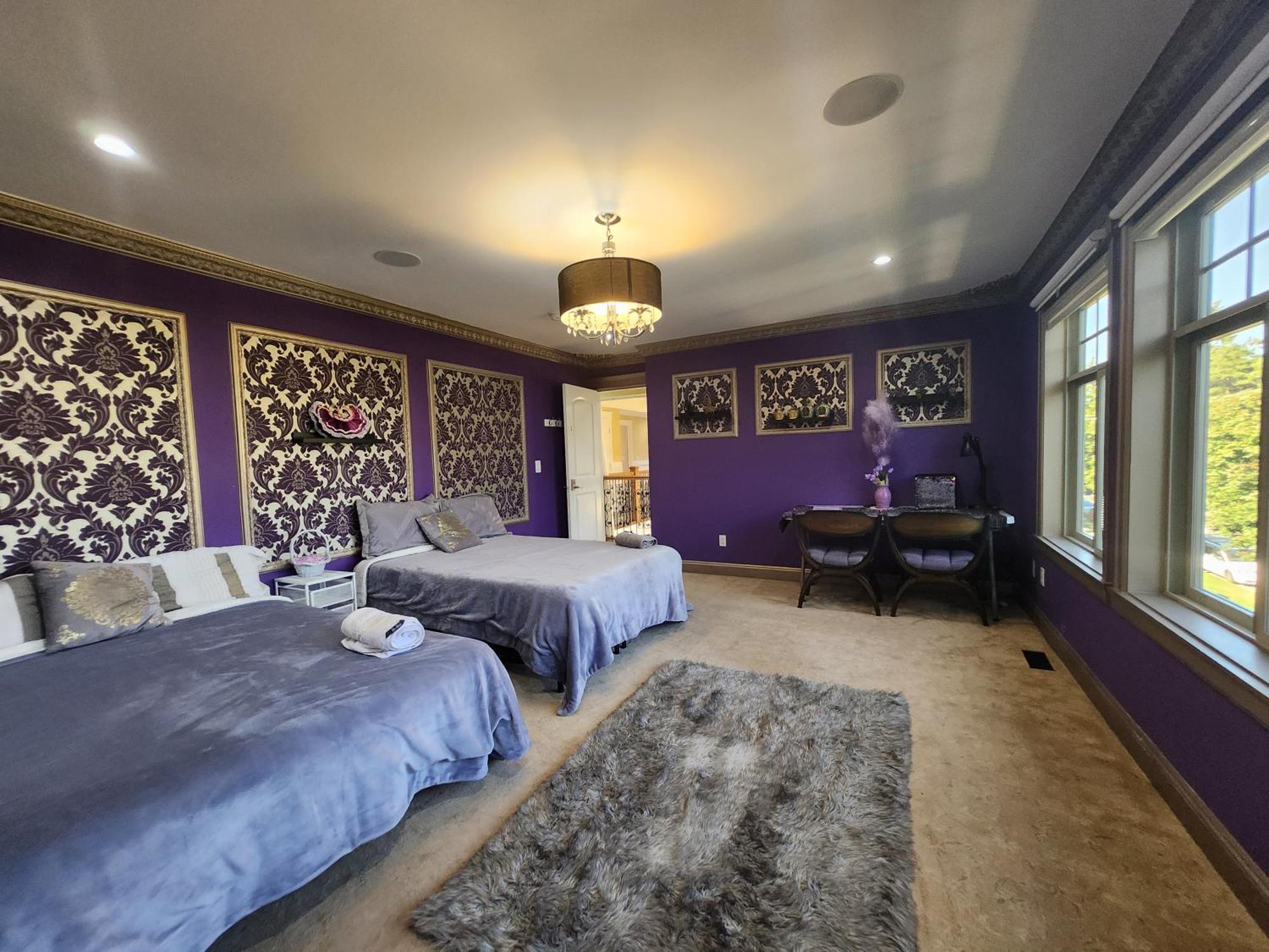 Empress Madani Palace Hotel Surrey Bagian luar foto